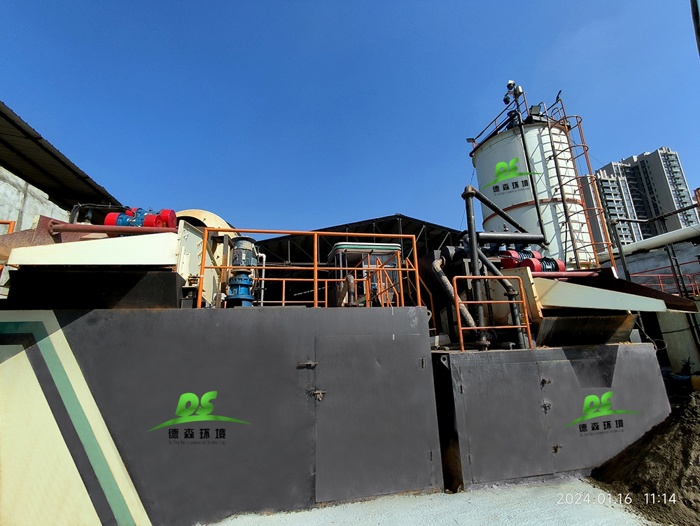 重金屬污染場地修復(fù)項目.jpg 重金屬污染場地修復(fù)項目